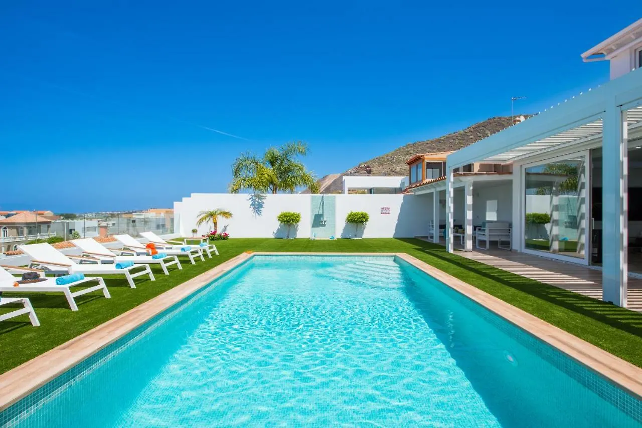 Villa Valentina Ocean View Heated Pool 아데제 0*,